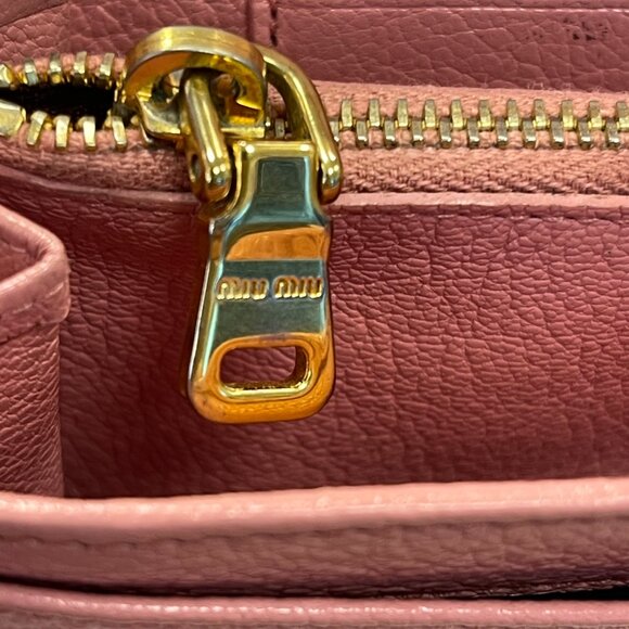 Miu Miu Pink Madras Leather Envelope-style Wallet Clutch - Preowned - Picture 8 of 14